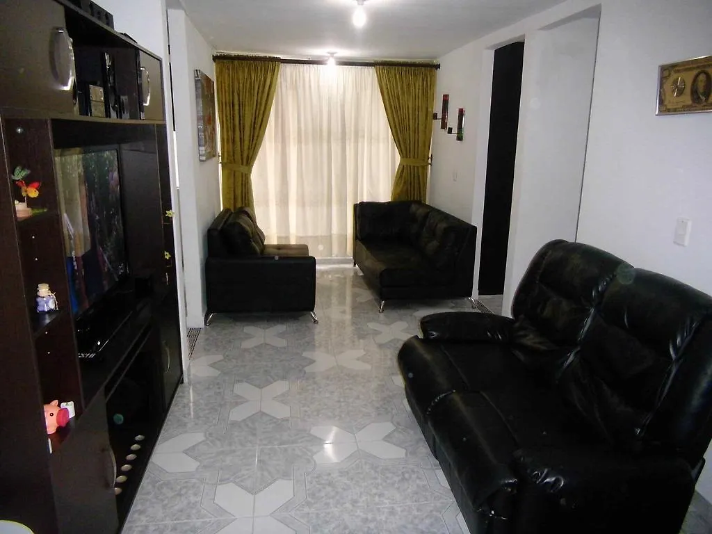 Habitacion En Apto Los Ositos Medellin
