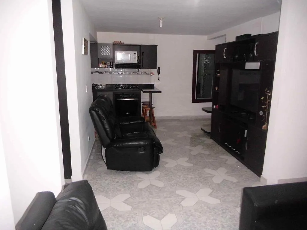Habitacion En Apto Los Ositos Medellin 0*,  Colombia