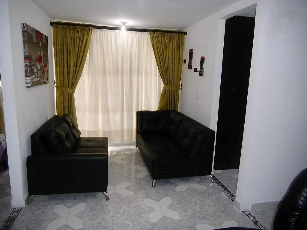 Habitacion En Apto Los Ositos Medellin